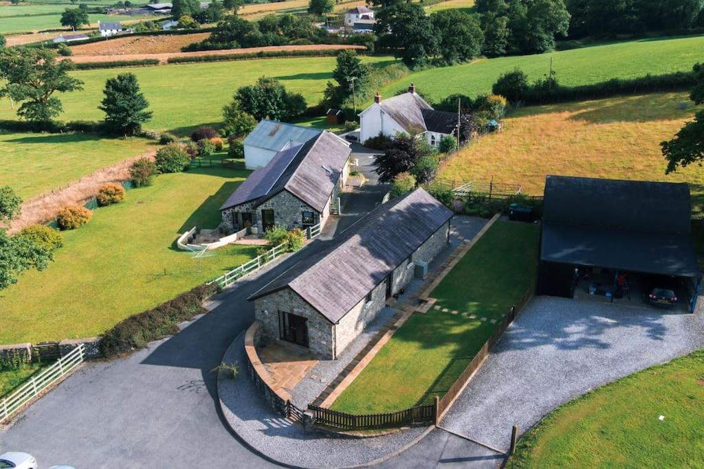 カーマーゼンThe Barn.アパートメント エクステリア 写真